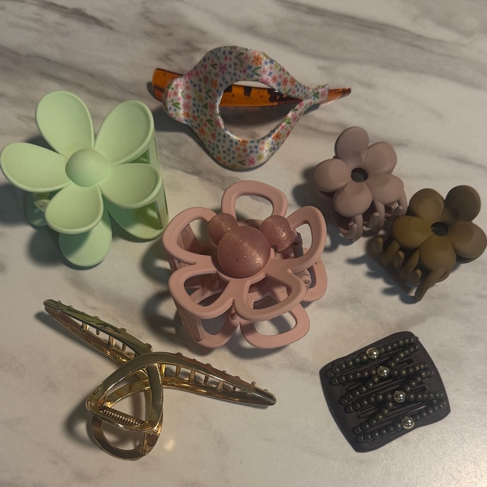Assorted Hair Accessories